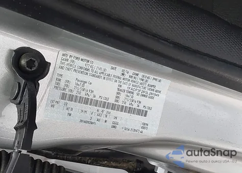 2016 Ford Focus Se z USA, uszkodzony, nr VIN 1FADP3F28GL280949